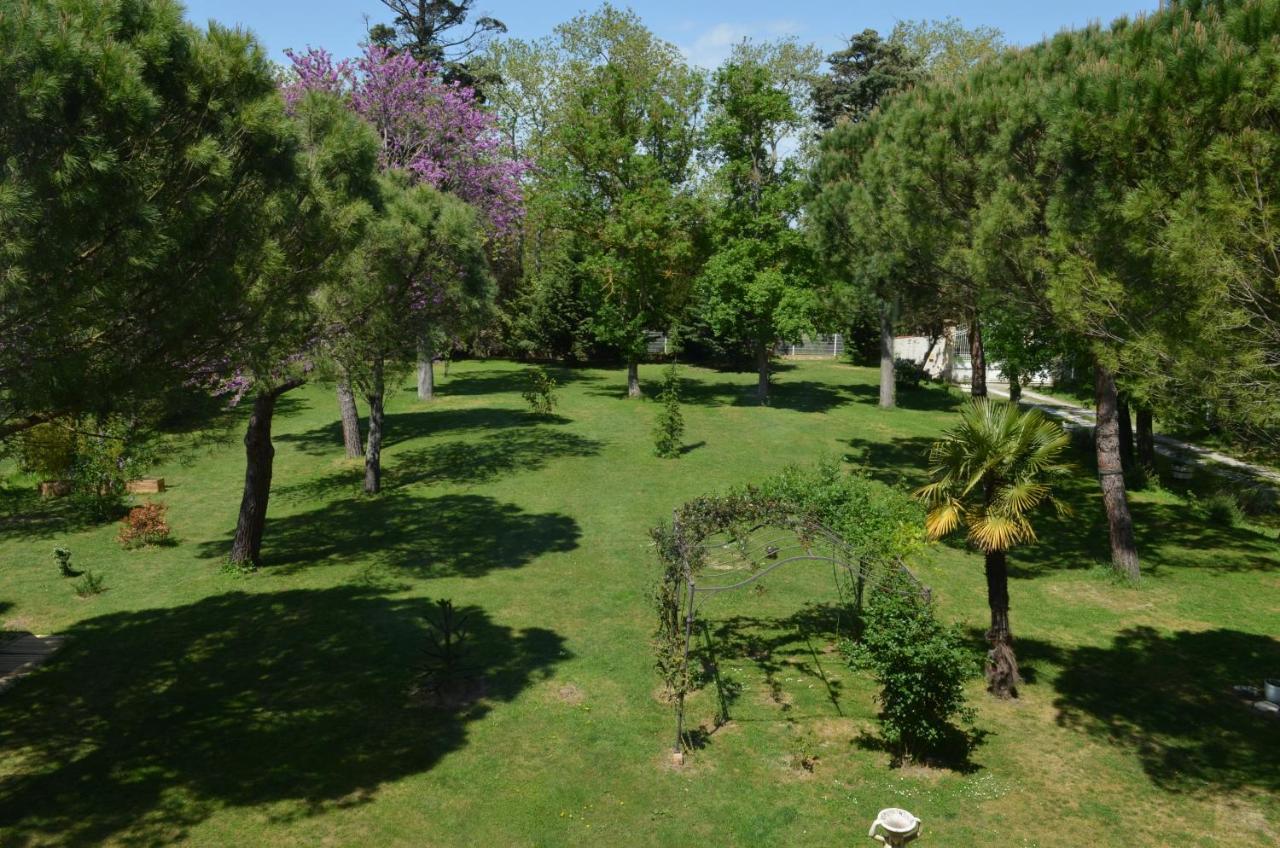 La Louisiane 31 Villefranche-de-Lauragais Exterior foto